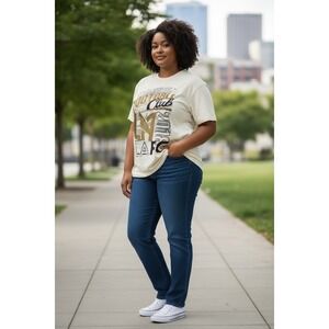 447 The Wild Collective LAFC Los Angeles Football Club Graphic Tee Cream XL NWT